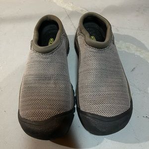 NWOT Keen Tweed Slide (slip in) size 10